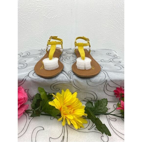 American Rag Coke/Krista Strap Sandals/Yellow/Size 5 - Picture 2 of 7